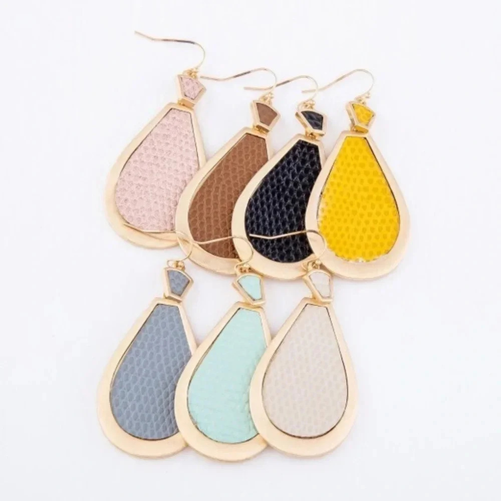 Boutique NWT Metal Encased Faux Leather Hinge Teardrop Earring classic